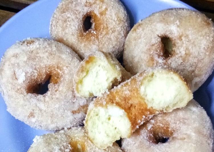 π© Donat kampung π©