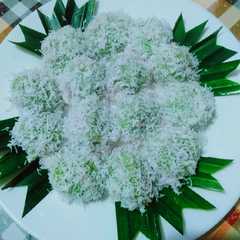 รูปของ Klepon Tepung Ketan Wangi Pandan