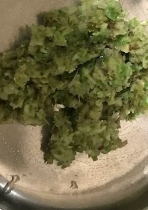 A picture of Green chilli chutney Thetcha.