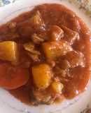 Guiso de carne con vino blanco