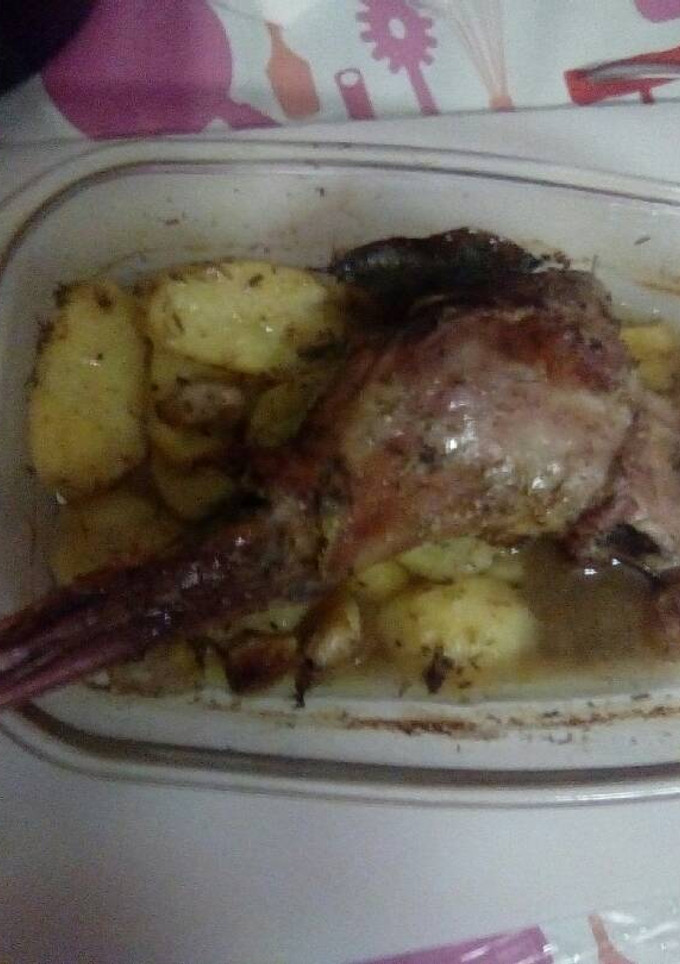 Una foto de Pierna de cordero al horno
