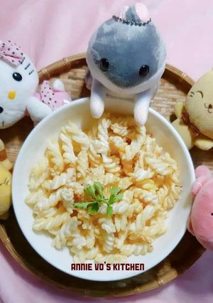 Hình của món Nui chiên bơ.