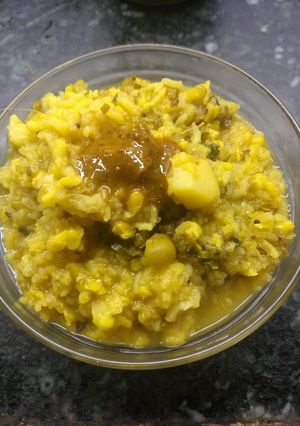 A picture of Mix veg moong daal khichdi.
