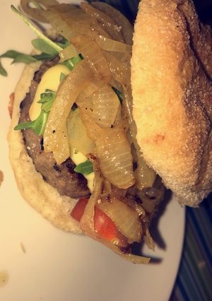 A picture of Easy burgers with a twist.