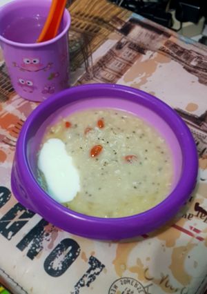Foto resep Mpasi Oat Yoghurt Pisang Gojiberry Chia Seed