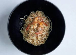 Foto resep Spaghetti aglio e olio with chilli flakes