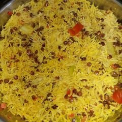 A picture of Whole masoor pulao.
