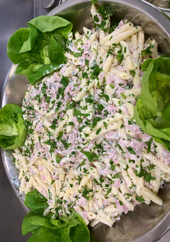 Una foto de Pasta fría para fiestas