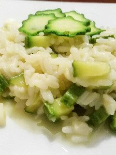 Una foto de Risotto calabacines y queso provola ahumado