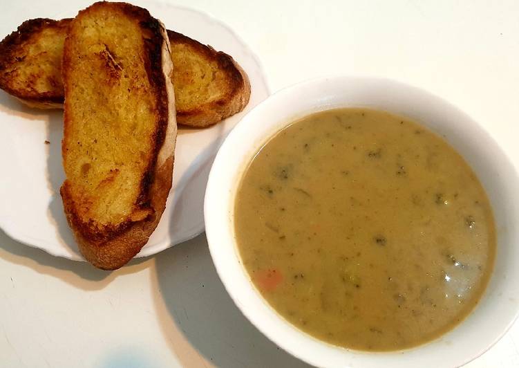 Broccoli and Blue Cheese Soup