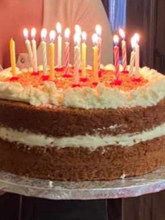 Una foto de Tarta de zanahoria buenísima y fácil