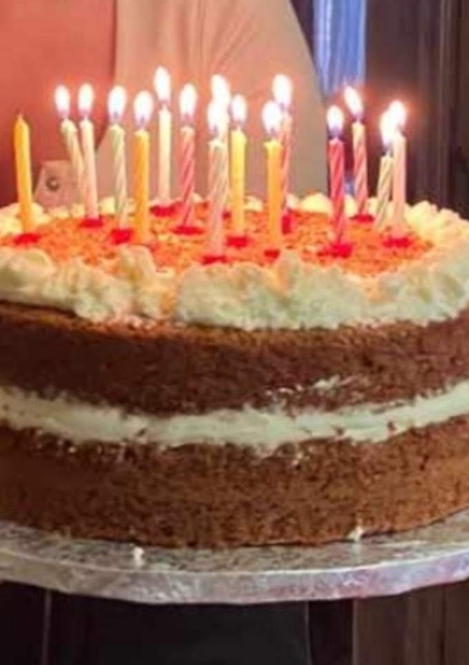 Una foto de Tarta de zanahoria buenísima y fácil