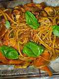 Espaguetis con Guanciale y verduras