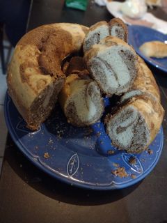 Una foto de Budín marmolado fácil