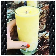 A picture of Almond’s & Mangoes milkshake.