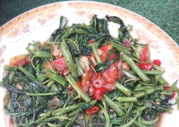 Resep Cah Kangkung saus tiram ala kang seafood enak renyah hijau Anti Gagal