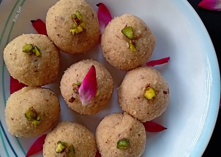 Paneer coconut Laddoo