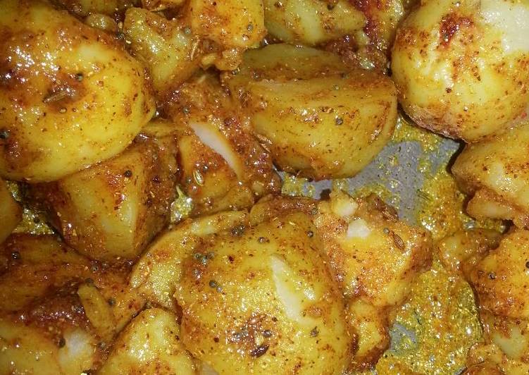 Recipe of Quick Aachari aloo