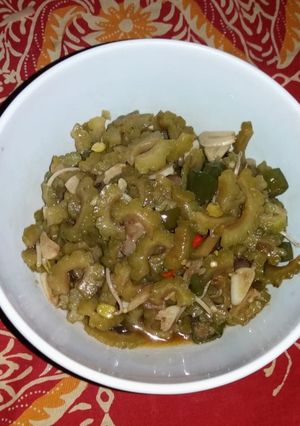 Foto resep Oseng Pare Saos Tiram