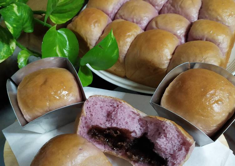 Langkah Mudah untuk Menyiapkan Roti sobek ubi ungu yang Enak Banget