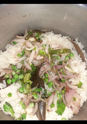 बिरयानी (Biryani recipe in Hindi) रेसिपी मुख्य फोटो