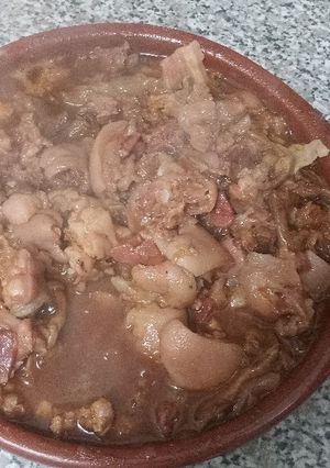 Foto principal de Pies de cerdo con boletus