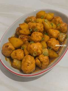 Foto resep Semur Bola Daging Ayam dan Kentang