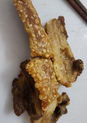 Hình của món Món thịt quay giòn bì bằng NCKD ngon nhất nhà mình <3.