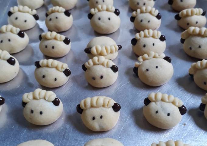 Resep German sheep cookies #BikinRamadanBerkesan