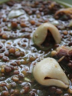 Una foto de Lentejas con chipirones