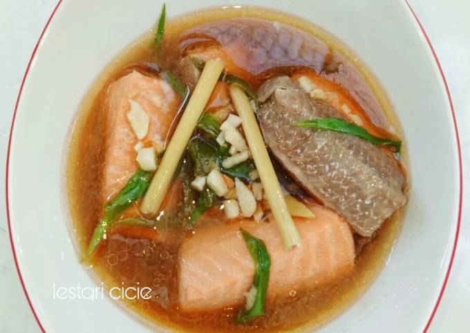 Resep Tim Salmon Bawang Putih yang Bisa Manjain Lidah