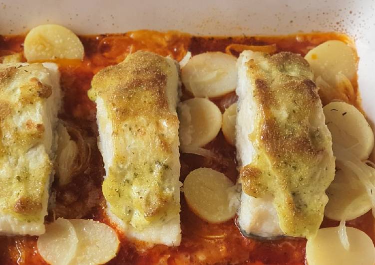 Bacalao al horno con gratinado de all i oli de perejil