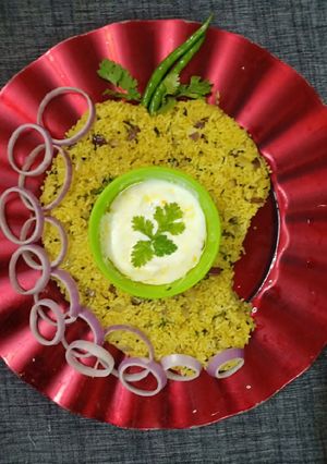 A picture of Onion rice.