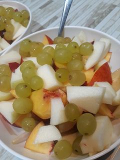 عکسی از دستور سالاد میوه