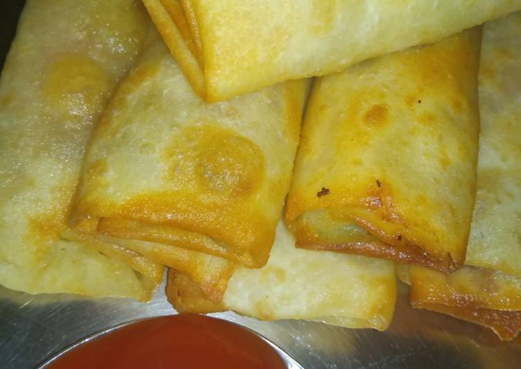 Easiest Way to Prepare Chinese Veg Spring Rolls in 25 Minutes for Mom