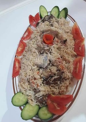 A picture of Yakhni pulao.