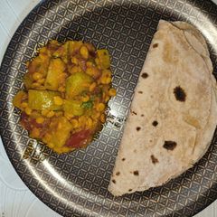 Zucchini Chana dal Sabji A picture of Zucchini Chana dal Sabji.