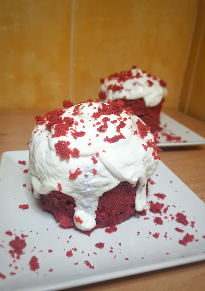 Una foto de Mug cake red velvet