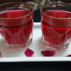 Chia seeds and red drink A picture of Chia seeds and red drink.