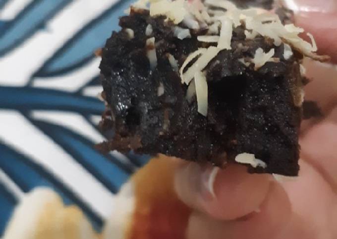 Cara Gampang Membuat Fudge Brownies (Takaran Sendok Anti Gagal) yang Lezat