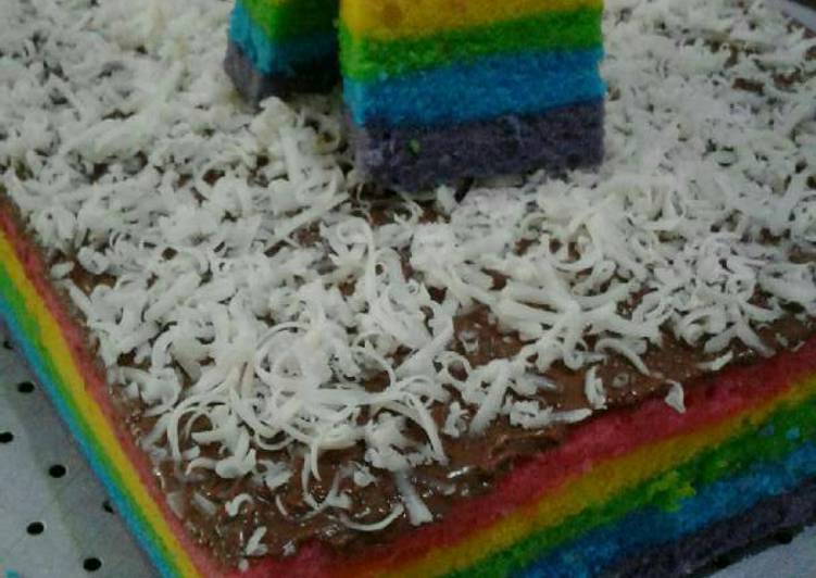 Cara Membuat Rainbow cake no mixer, Menggugah Selera