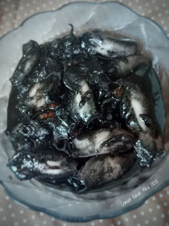 Foto resep Cumi Item Masak Lada Bawang Putih. Cepet Mudah ala Rumah