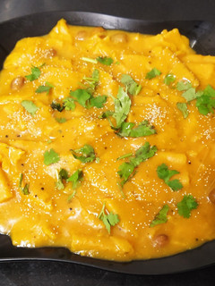 ગુજરાતી દાળ ઢોકળી (Gujarati Dal Dhokli Recipe In Gujarati) રેસીપી મુખ્ય ફોટો