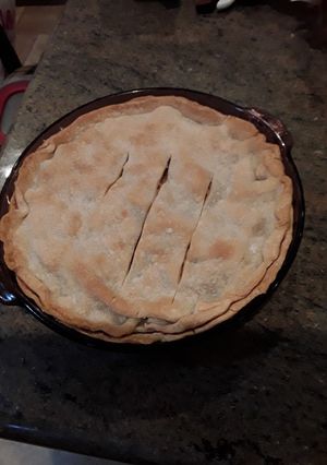 A picture of Apple pie.... Longaberger.