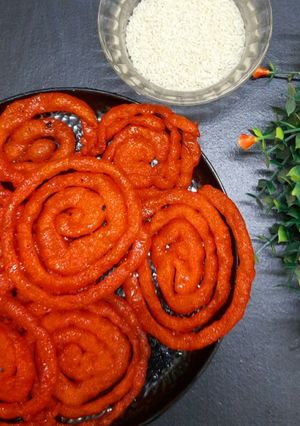 चावल के आटे का जलेबी (chawal ke atte ka jalebi recipe in Hindi) रेसिपी मुख्य फोटो