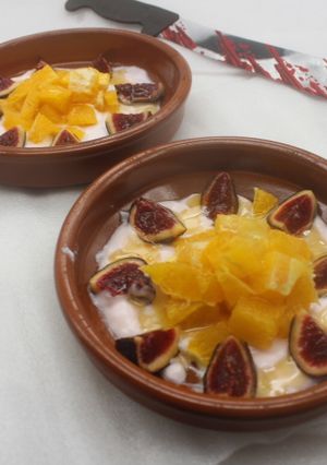 Foto principal de Higos con naranja y yogurt
