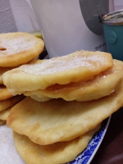 Una foto de Tortas fritas con grasa