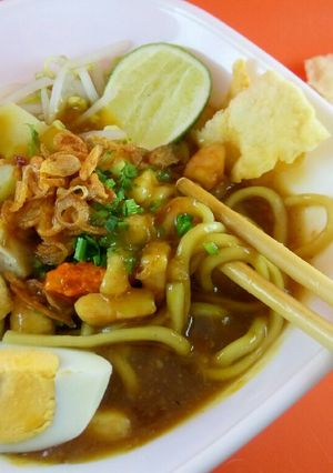 Foto resep Mie rebus khas medan (Emie)