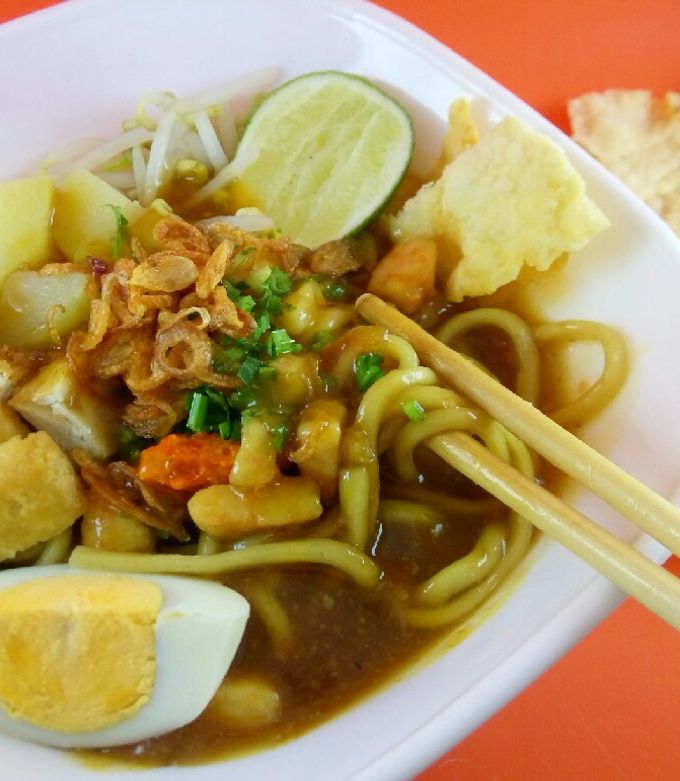 Foto resep Mie rebus khas medan (Emie)