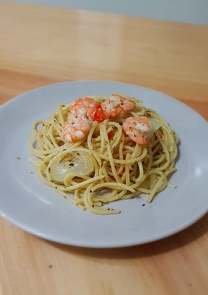 Foto resep Spagetti Aglio e Olio Topping Udang